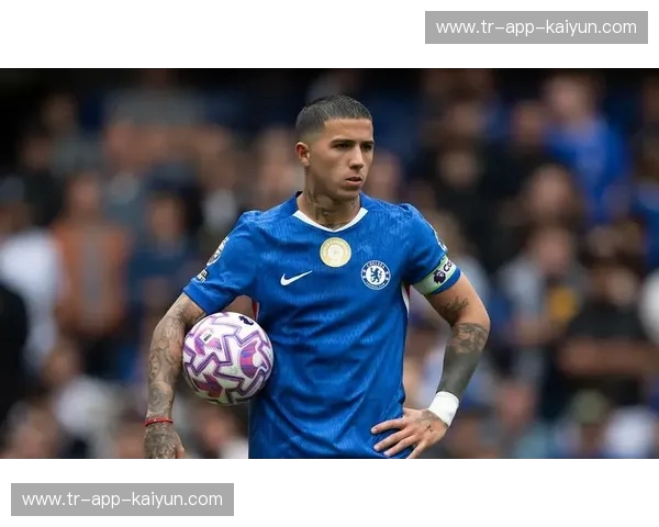 伦敦德比的冰与火之歌：切尔西vs水晶宫，谁能统治斯坦福桥？